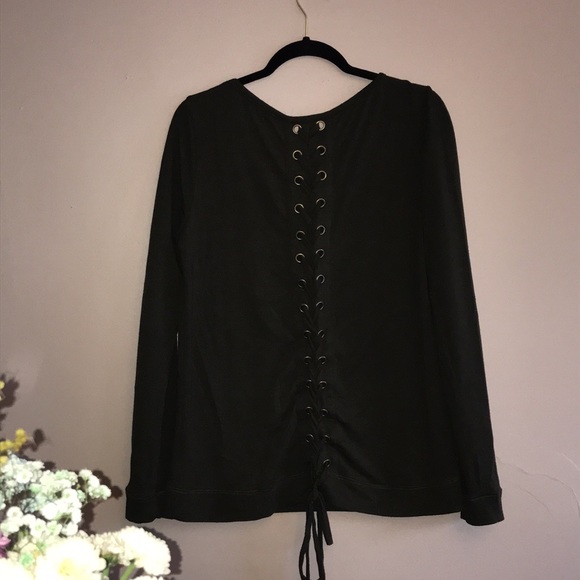 PINK CLOVER | Alberta Knit Top - Picture 3 of 4